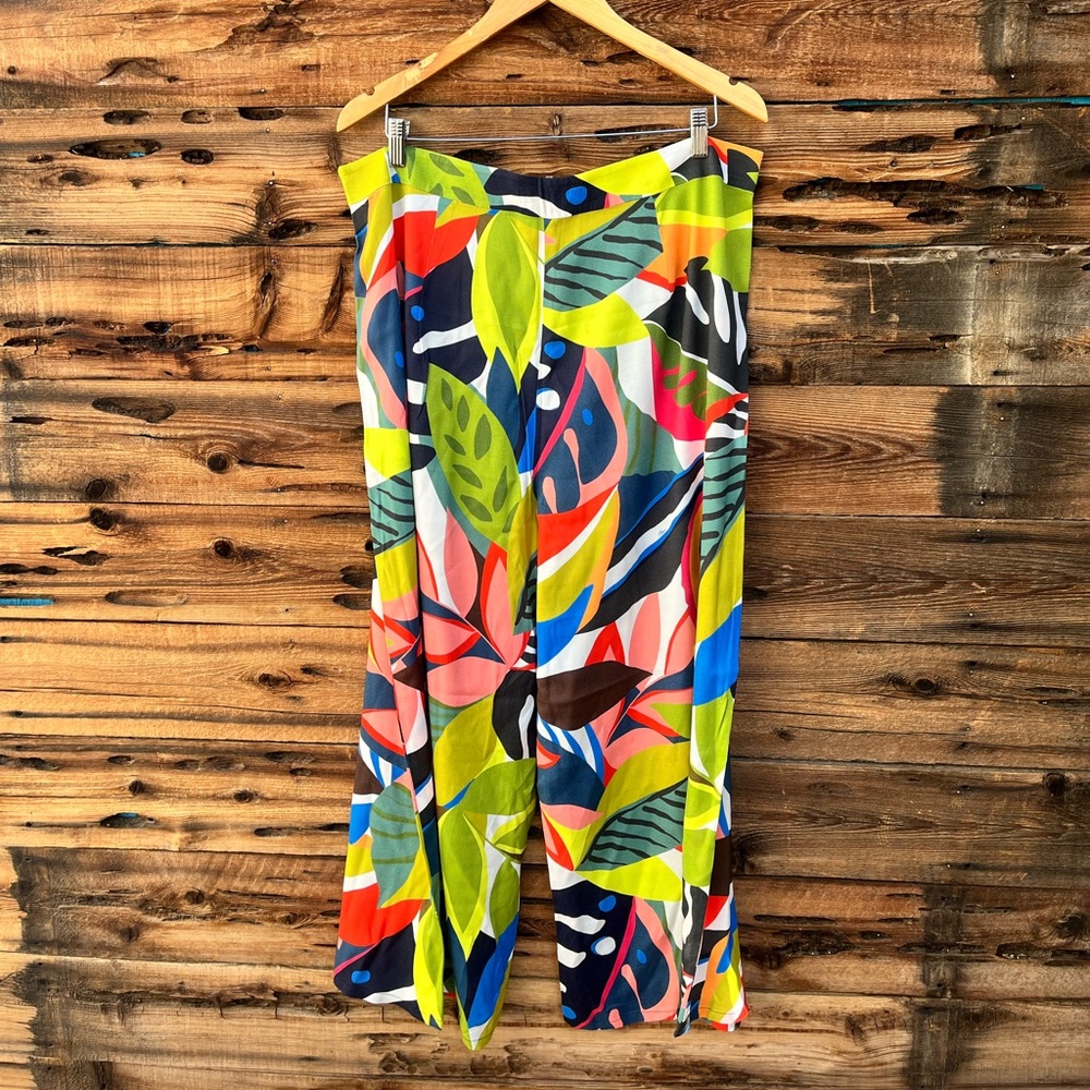 TRINA TURK | Colorful Leaf Print Wide Leg Pants 16 - Picture 7 of 7
